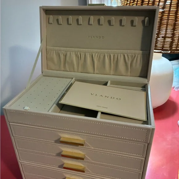 Vlando Large Jewelry Organizer NWOT - Picture 8 of 9